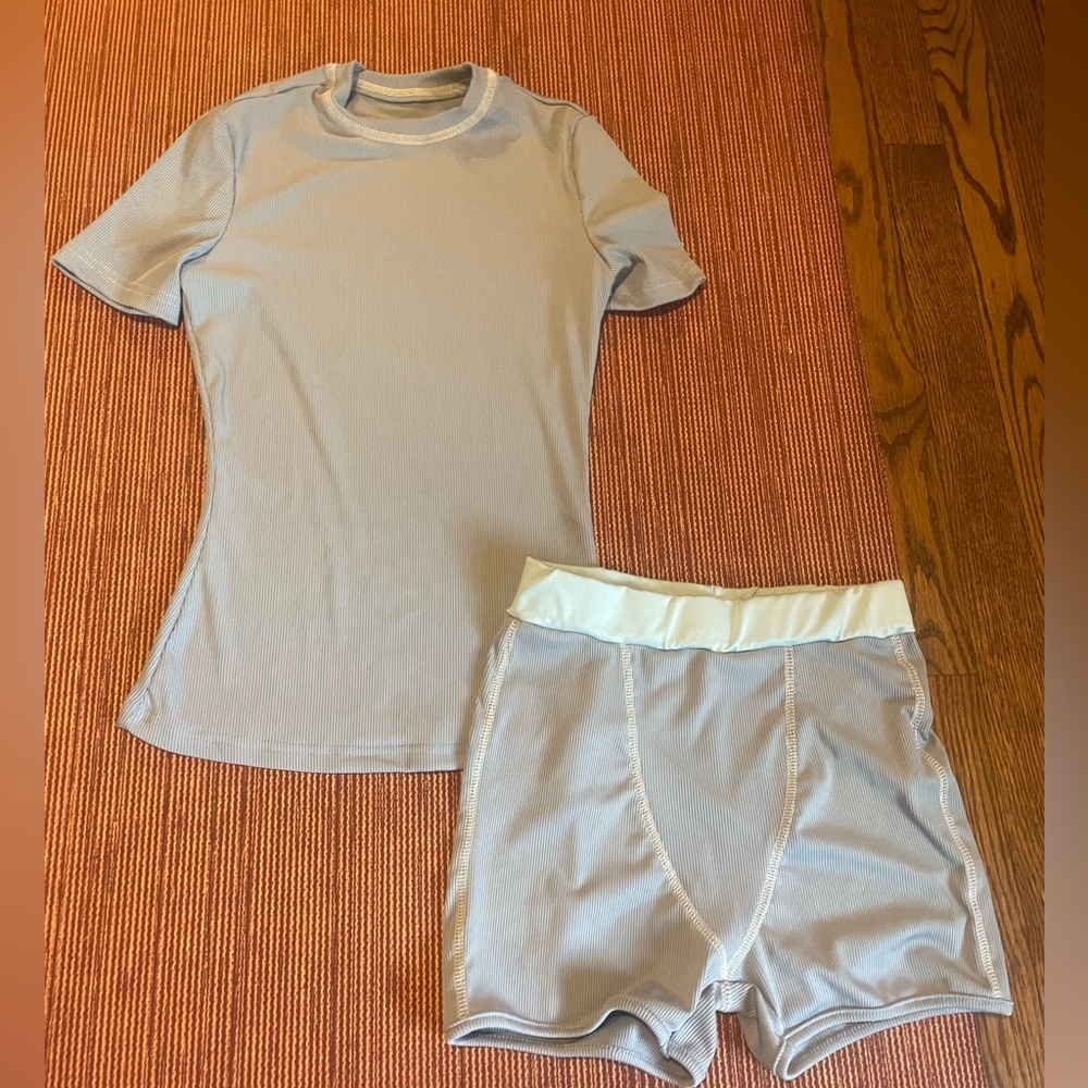 SHEIN Baby blue workout set